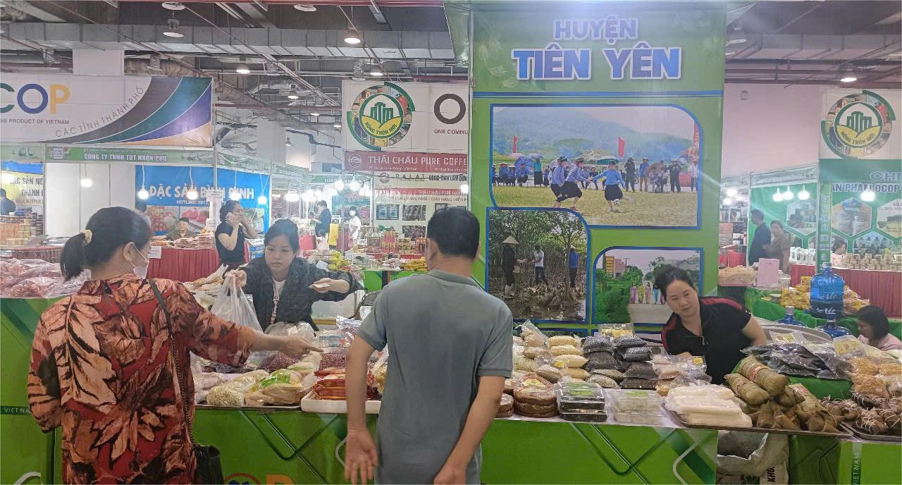 Hội chợ OCOP khu vực Đồng bằng sông Hồng tại Quảng Ninh thu hút hơn 57.000 lượt khách