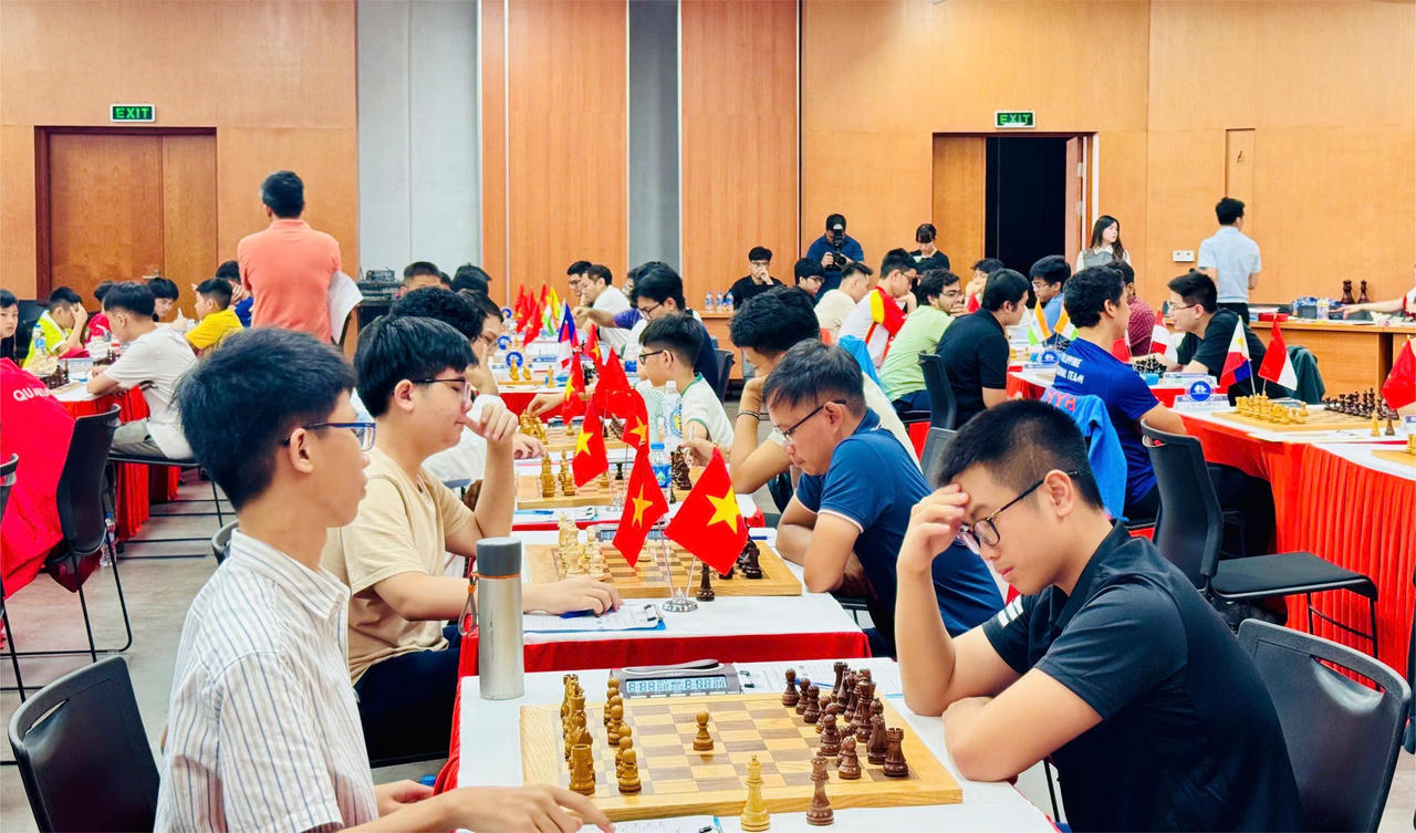 Khai mạc Giải Cờ vua kiện tướng quốc tế tại Quảng Ninh