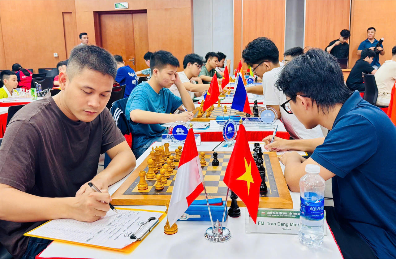 Khai mạc Giải Cờ vua kiện tướng quốc tế tại Quảng Ninh