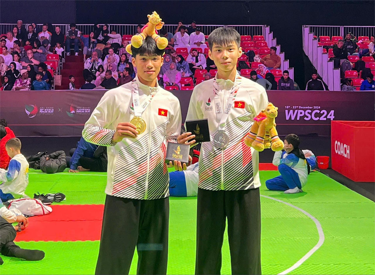 2 vận động viên Pencak Silat Quảng Ninh đón nhận Huân chương Lao động