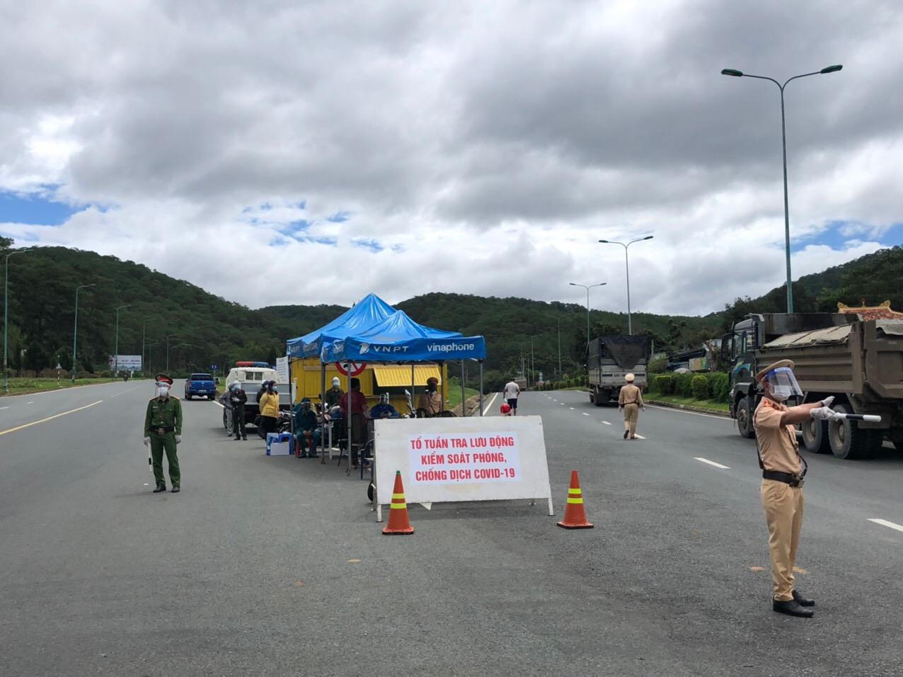 Công an Đà Lạt quyết tâm bảo vệ thành phố trước đại dịch