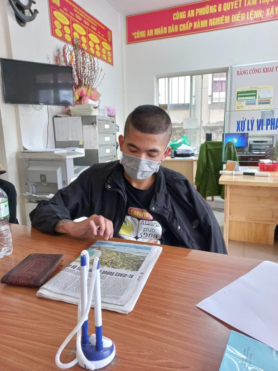 Bắt 2 đối tượng vào bệnh viện cướp giật tài sản lấy tiền tiêu xài