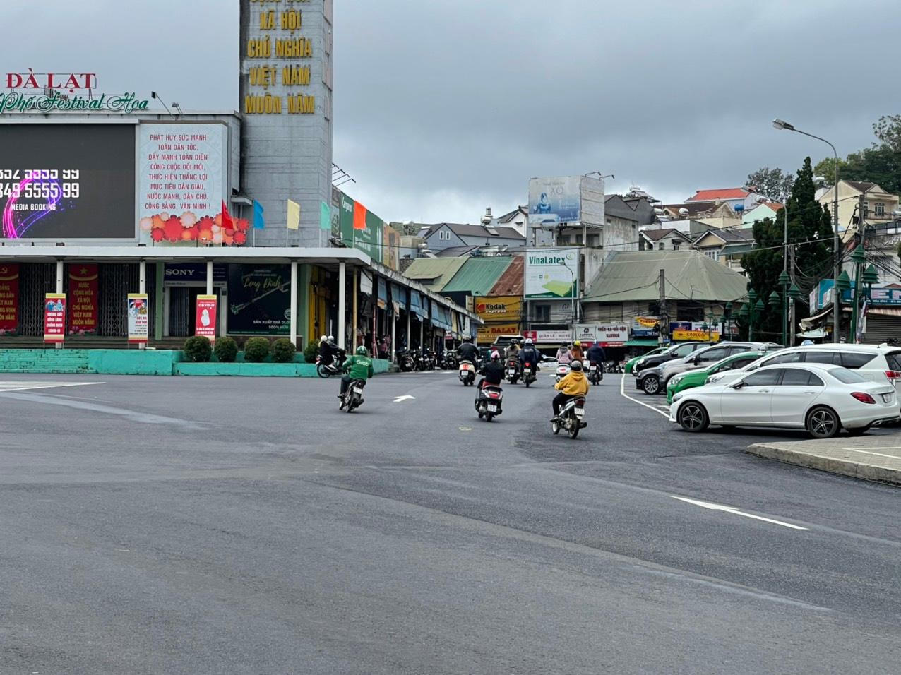 Phố phường Đà Lạt nhộn nhịp sau ngày dài giãn cách