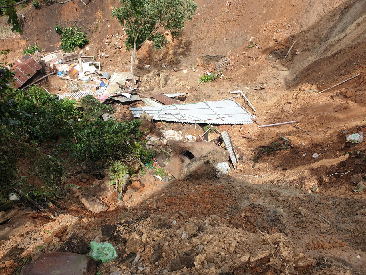 Chưa xác định được nguyên nhân vụ sạt lở nghiêm trọng ở Đà Lạt