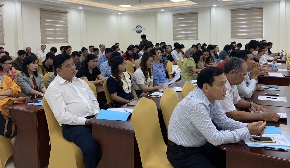 Cần phản ứng nhạy bén, kịp thời về chính sách, pháp luật