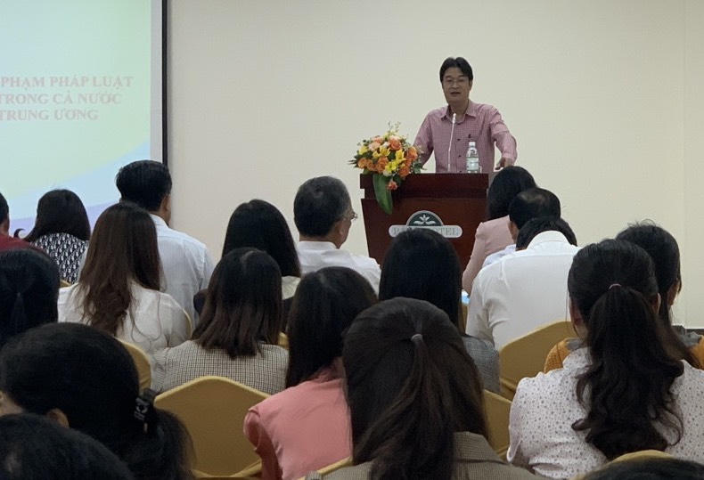 Cần phản ứng nhạy bén, kịp thời về chính sách, pháp luật