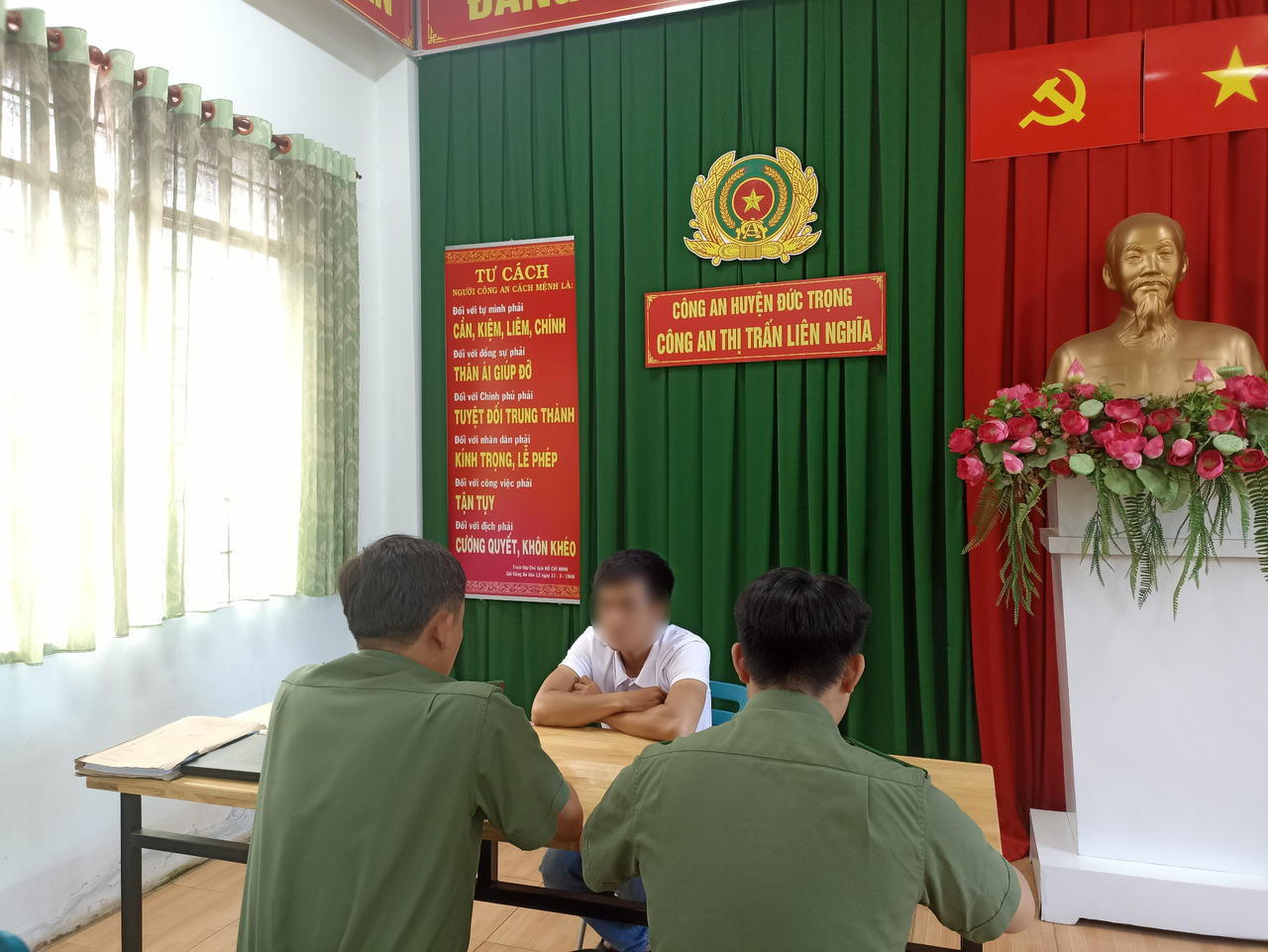 Phá đường dây cung cấp thiết bị gian lận thi cử liên tỉnh