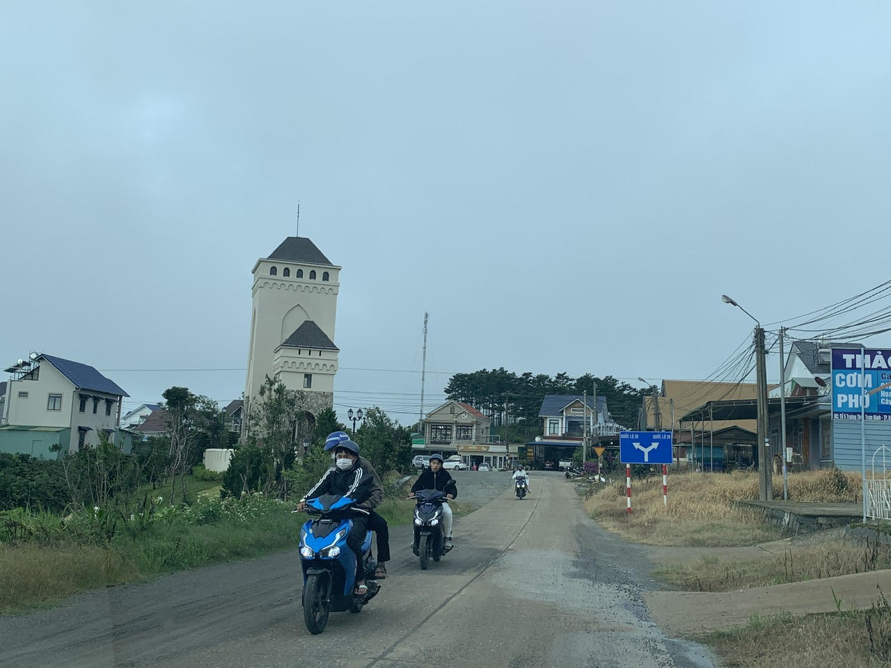 Bát nháo du lịch săn mây ở Đà Lạt