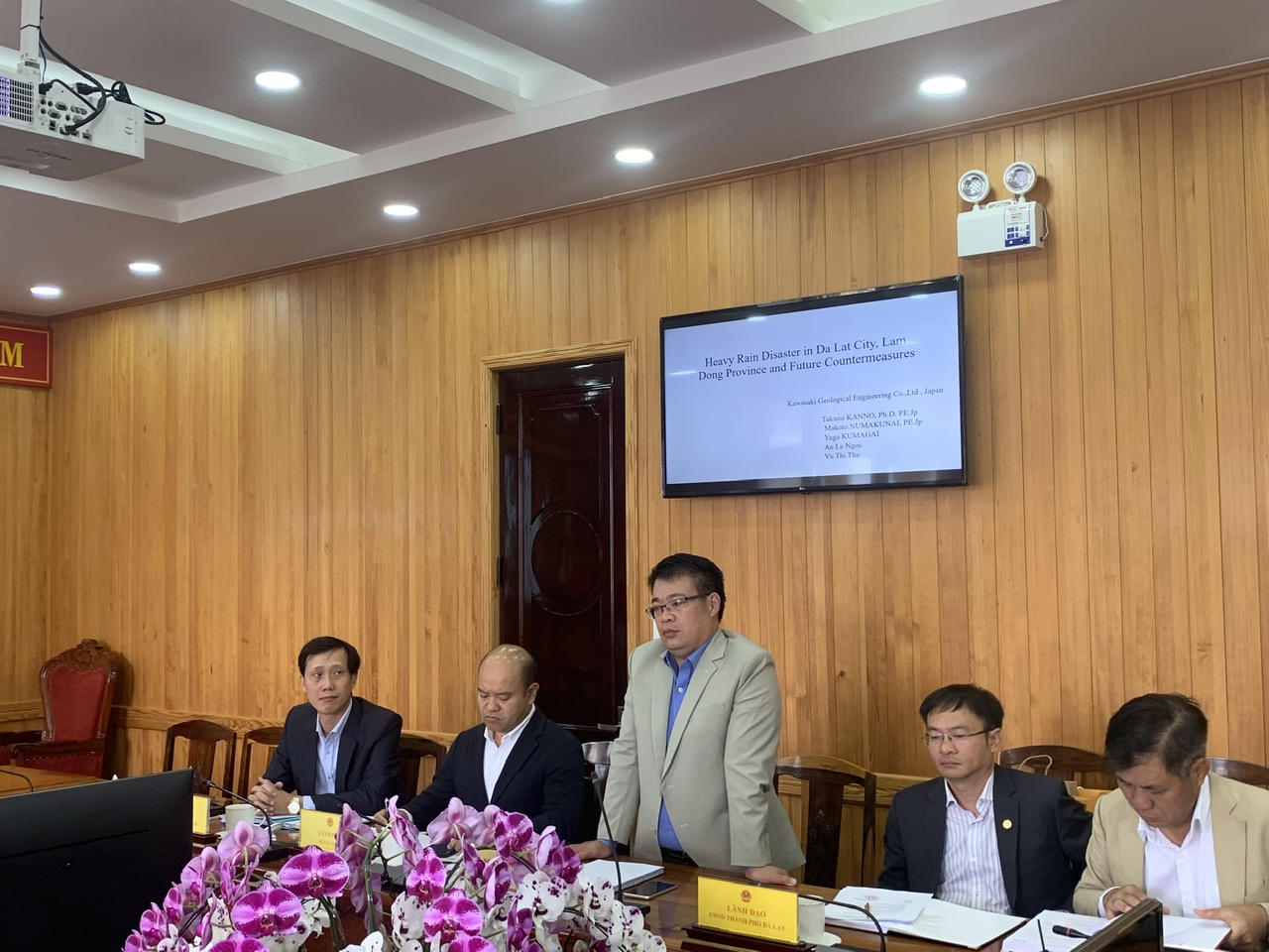 Lâm Đồng sẽ nghiên cứu lập bản đồ cảnh báo sạt lở đất