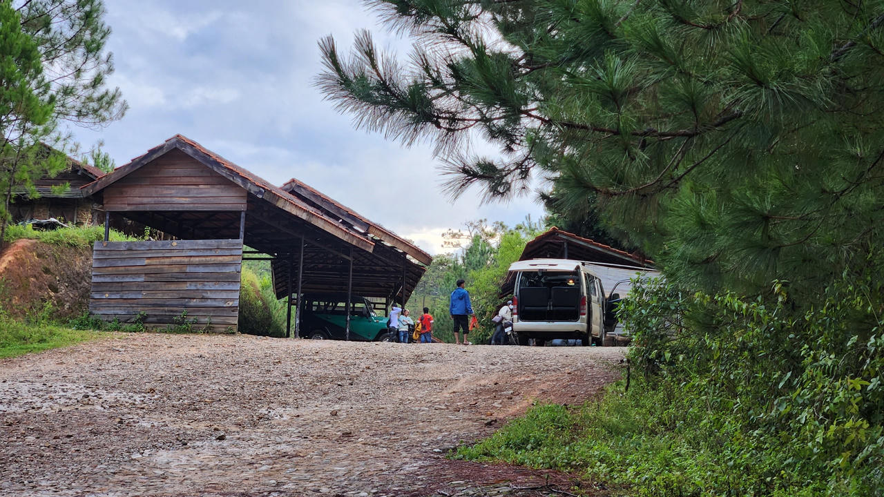 Lũ cuốn trôi 4 du khách trong khu du lịch ở Lâm Đồng