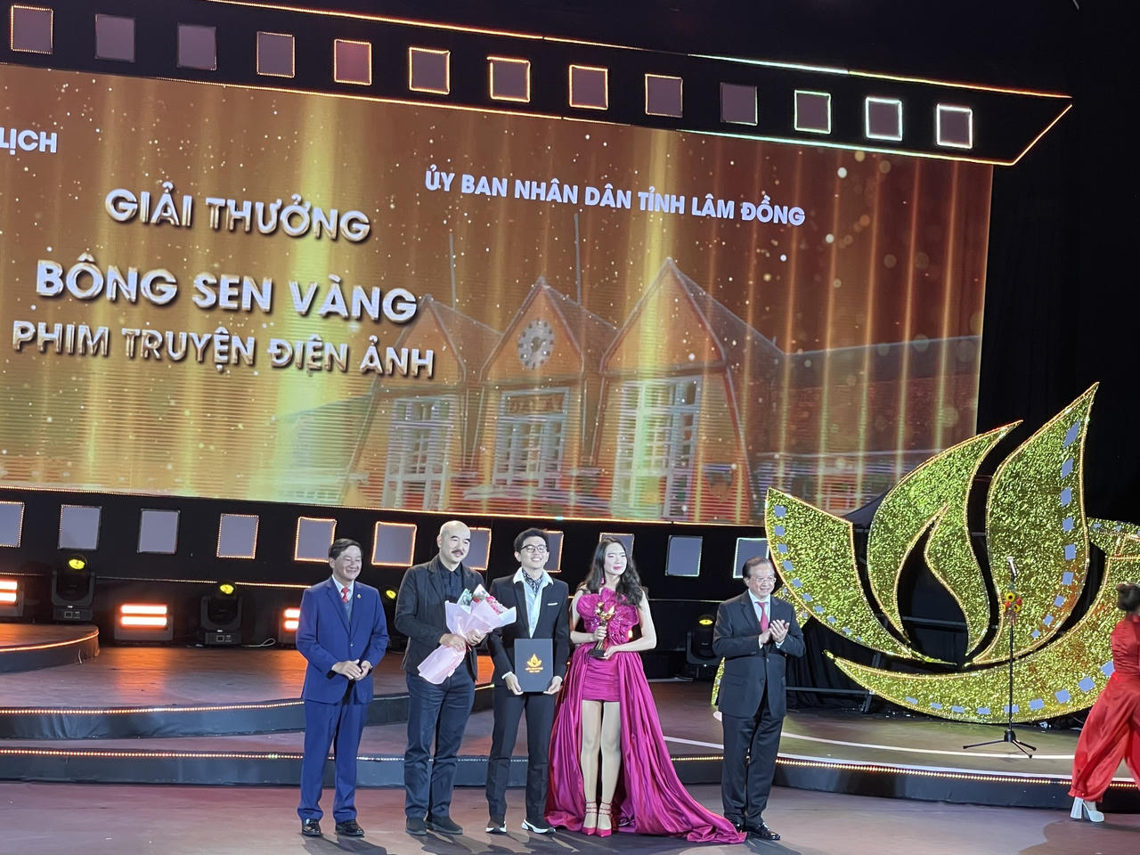 Trao giải Liên hoan phim Việt Nam lần thứ 23