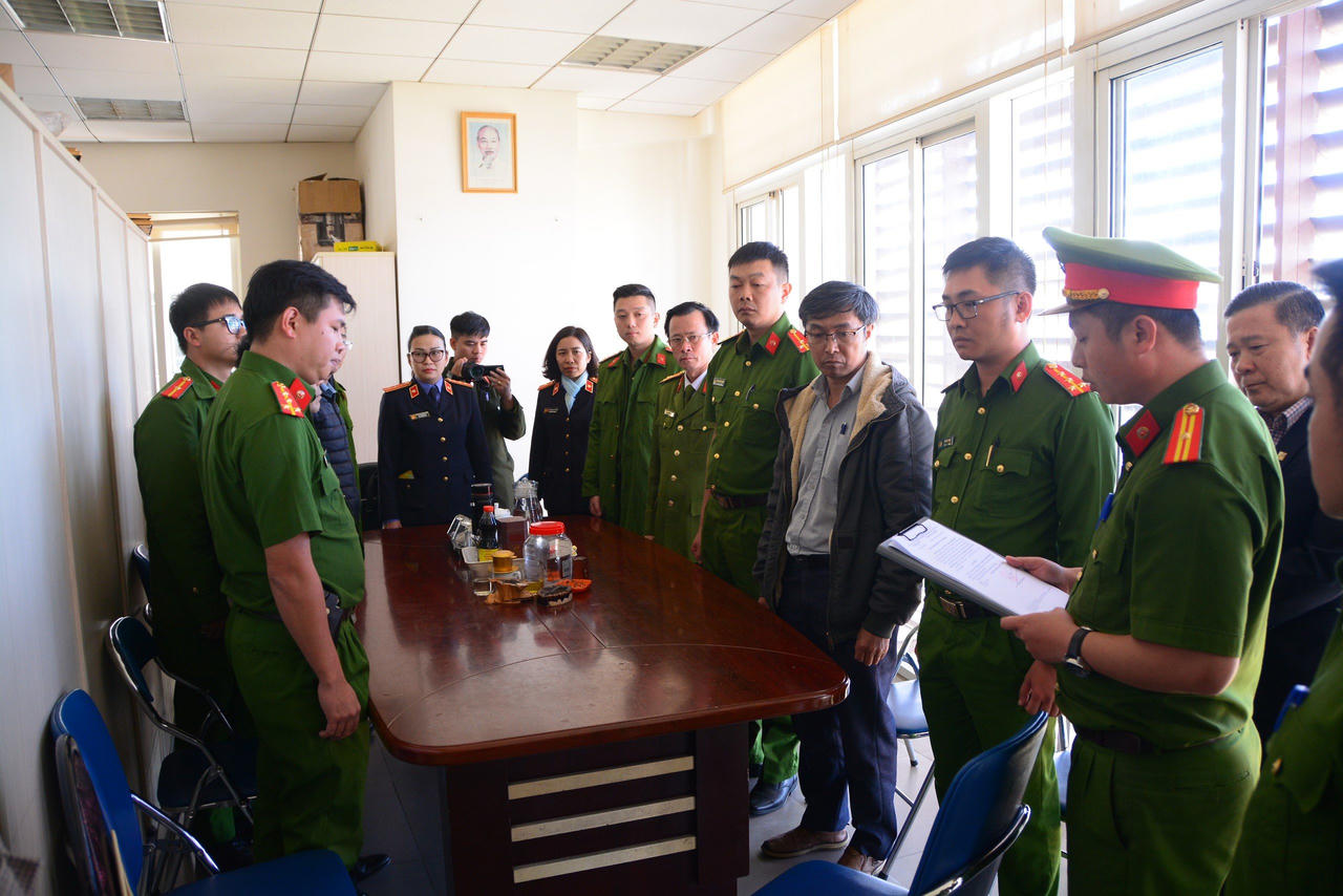 Bắt tạm giam 3 cán bộ Sở Công thương Lâm Đồng