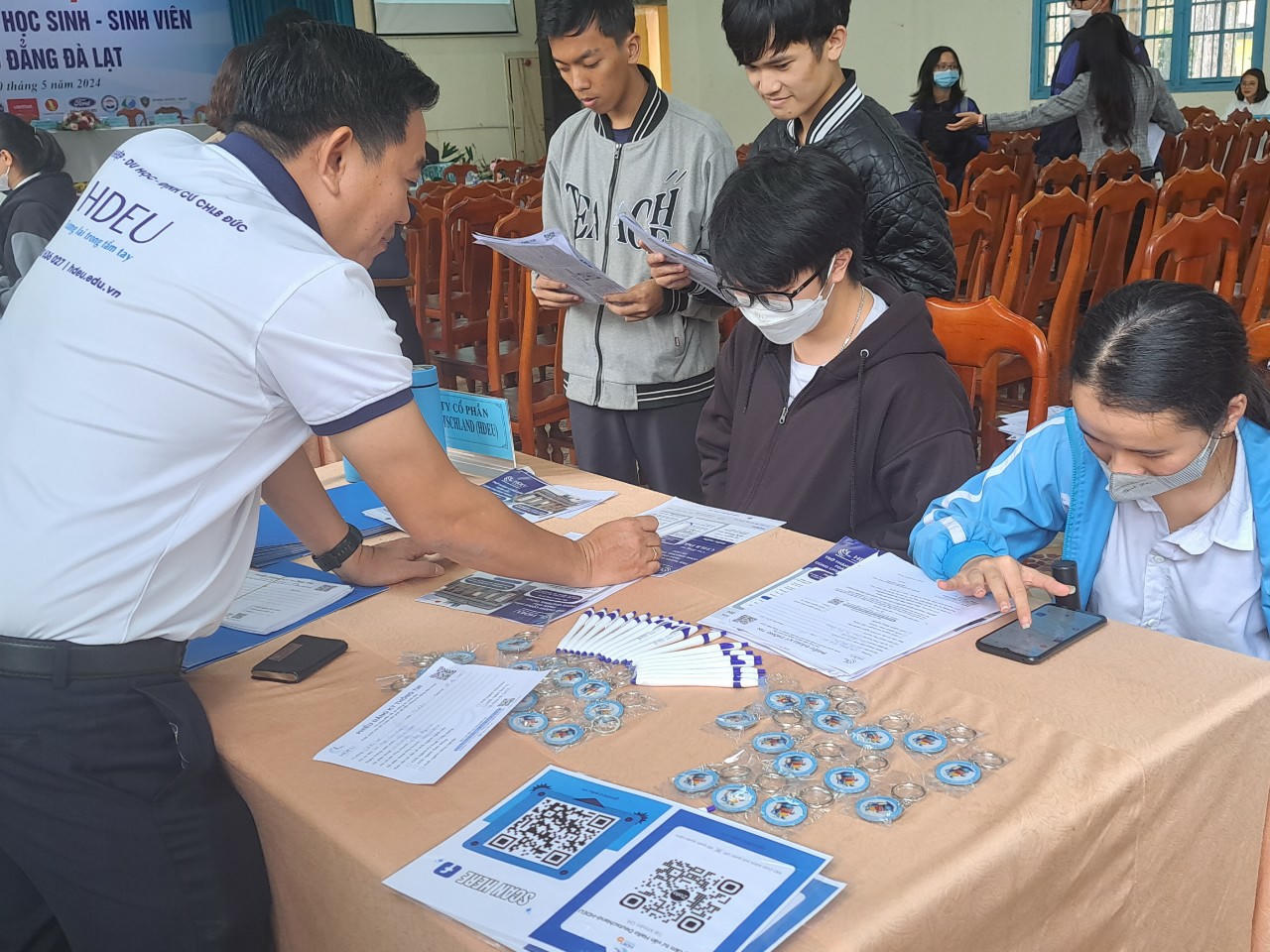 Ngày hội việc làm học sinh, sinh viên tại Lâm Đồng