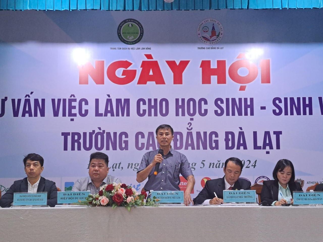 Ngày hội việc làm học sinh, sinh viên tại Lâm Đồng