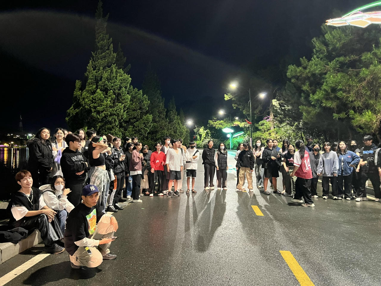 Đà Lạt có phố đi bộ "thơ mộng nhất" bên hồ Xuân Hương