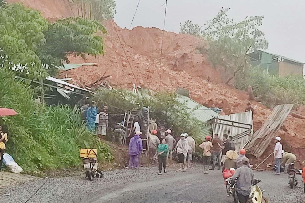 Chỉ đạo khẩn do Lâm Đồng liên tiếp xảy ra sạt lở đất khiến 2 người tử vong 