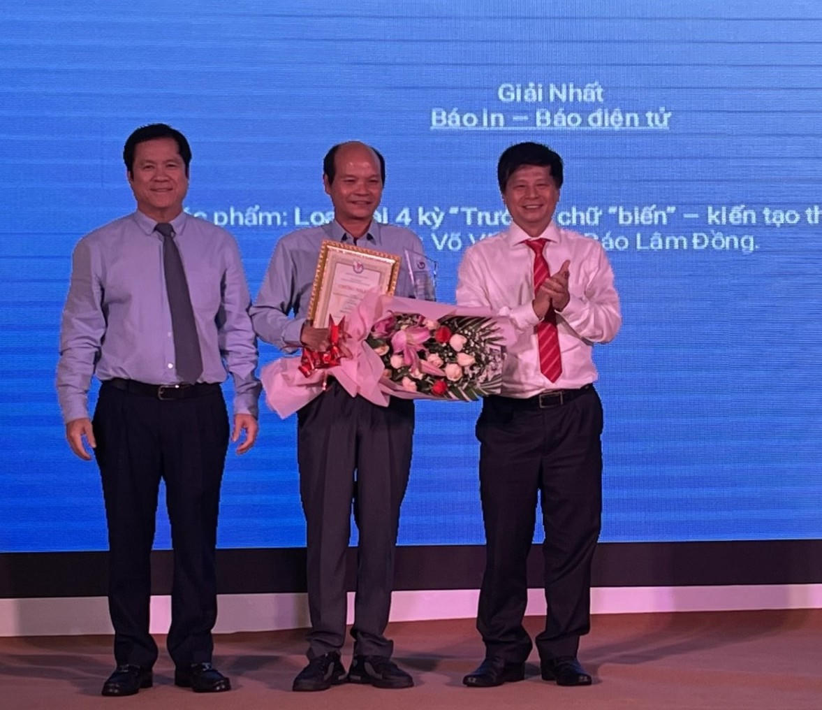 Phóng viên Báo Pháp luật Việt Nam được trao Giải Báo chí Tây Nguyên