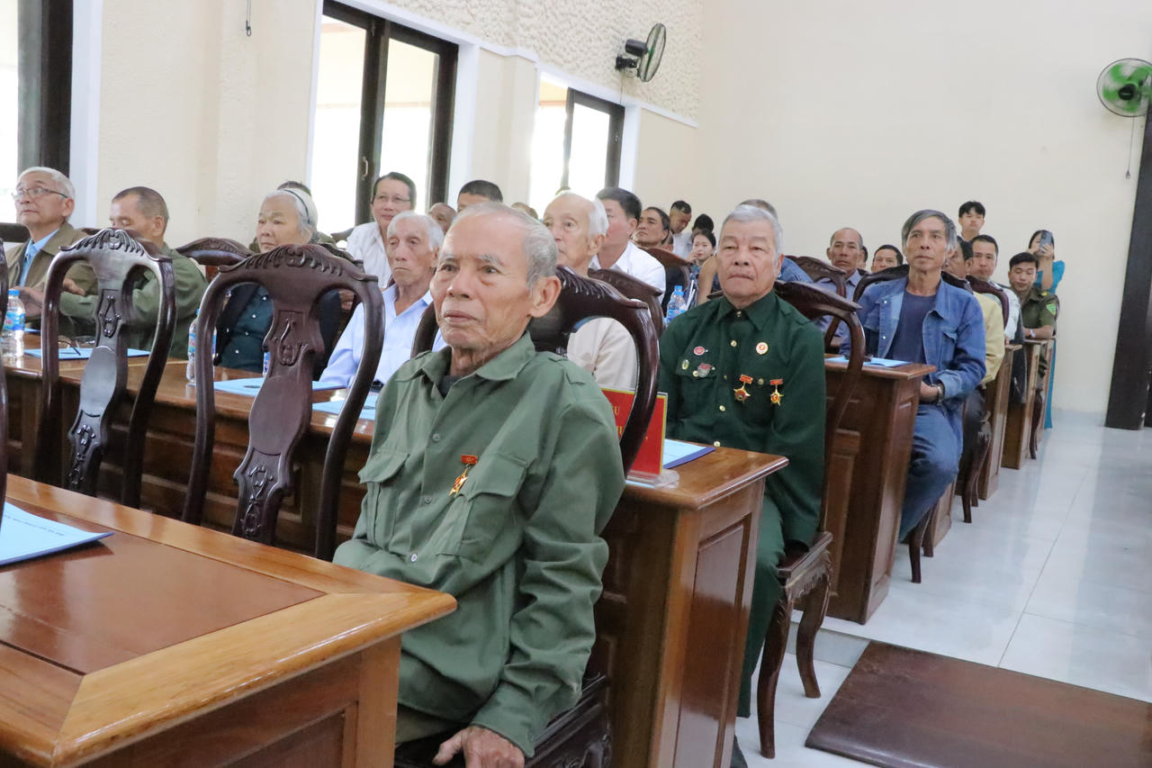 Nhân dân là bức tường thành vĩ đại, vững chắc nhất bảo vệ Đảng, Nhà nước