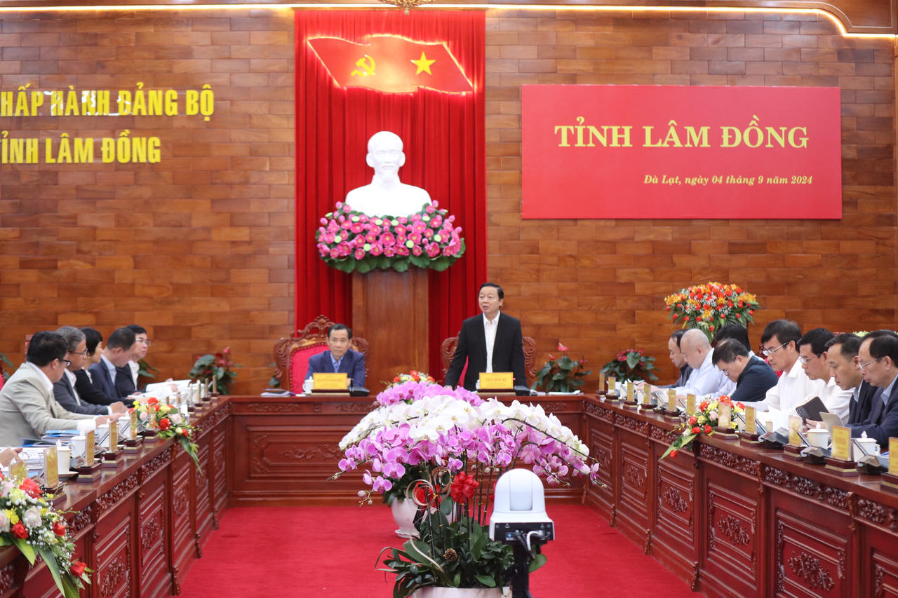 Tập trung 'gỡ vướng' 2 dự án cao tốc qua Đồng Nai, Lâm Đồng