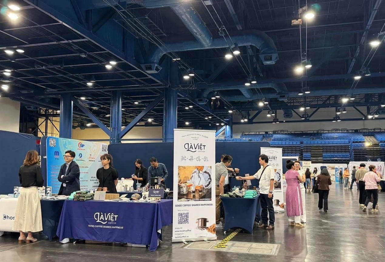 Khát vọng cà phê Tây Nguyên - Bài 2: Triết lý kinh doanh đậm màu sắc nhân văn của cà phê Là Việt