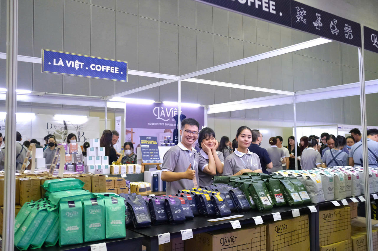 Khát vọng cà phê Tây Nguyên - Bài 2: Triết lý kinh doanh đậm màu sắc nhân văn của cà phê Là Việt