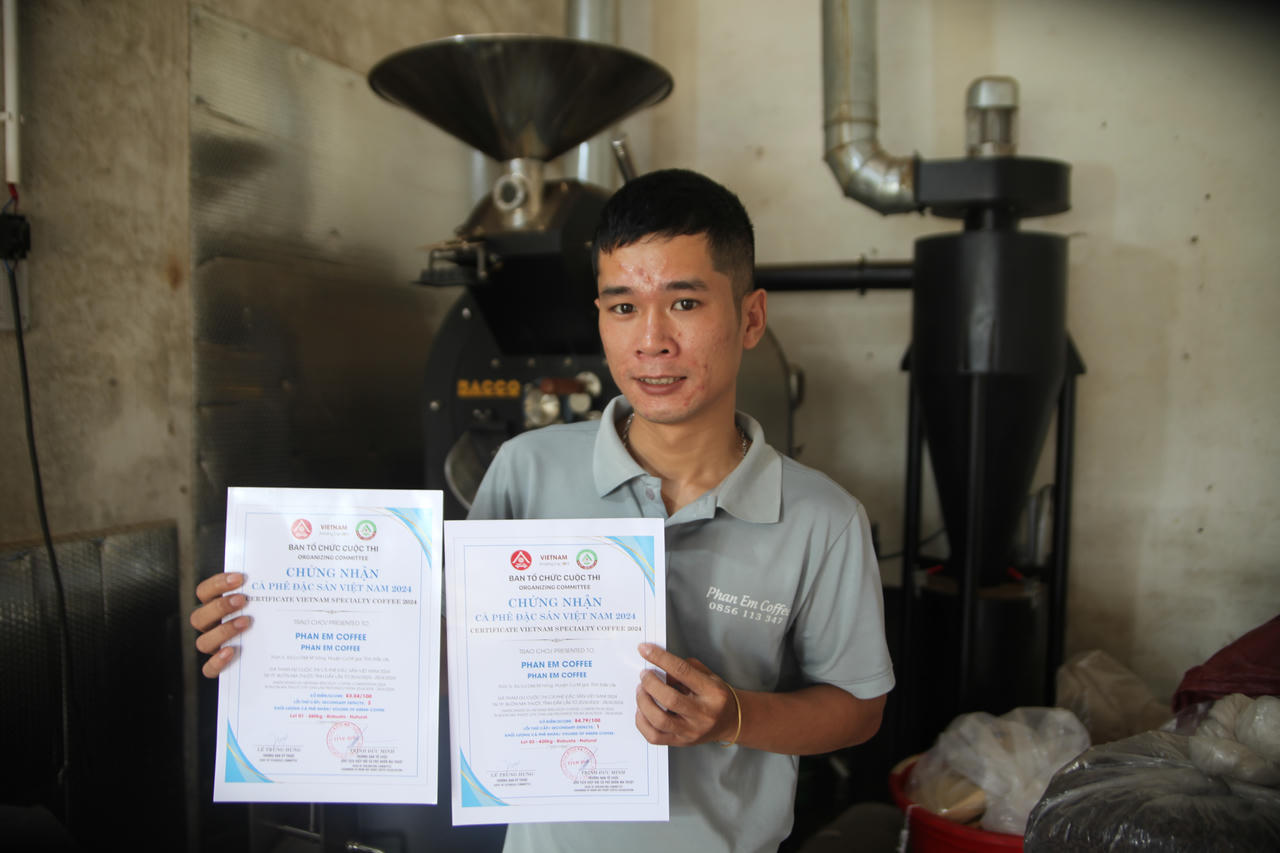 Khát vọng cà phê Tây Nguyên - Bài 4: Phan Em Coffee chắt lọc tinh hoa đất trời Cư M'Gar