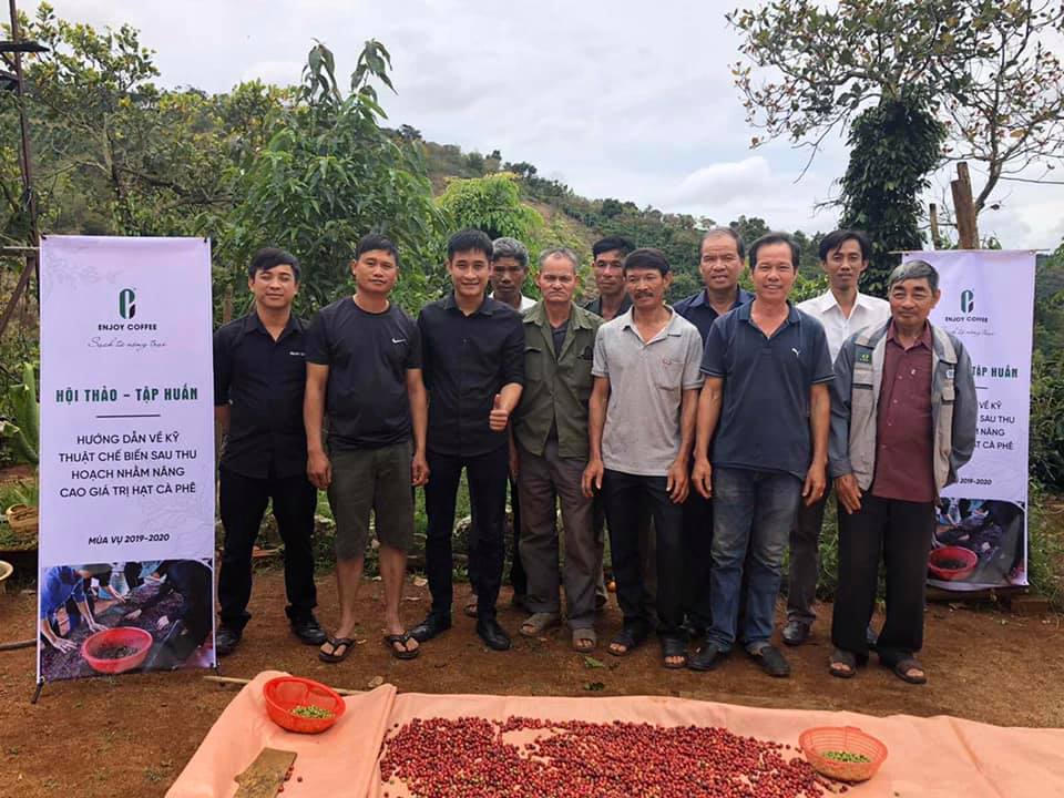 Khát vọng cà phê Tây Nguyên - Bài 5: 'Bắt tay' nông dân đưa Enjoy Coffee vươn ra thế giới