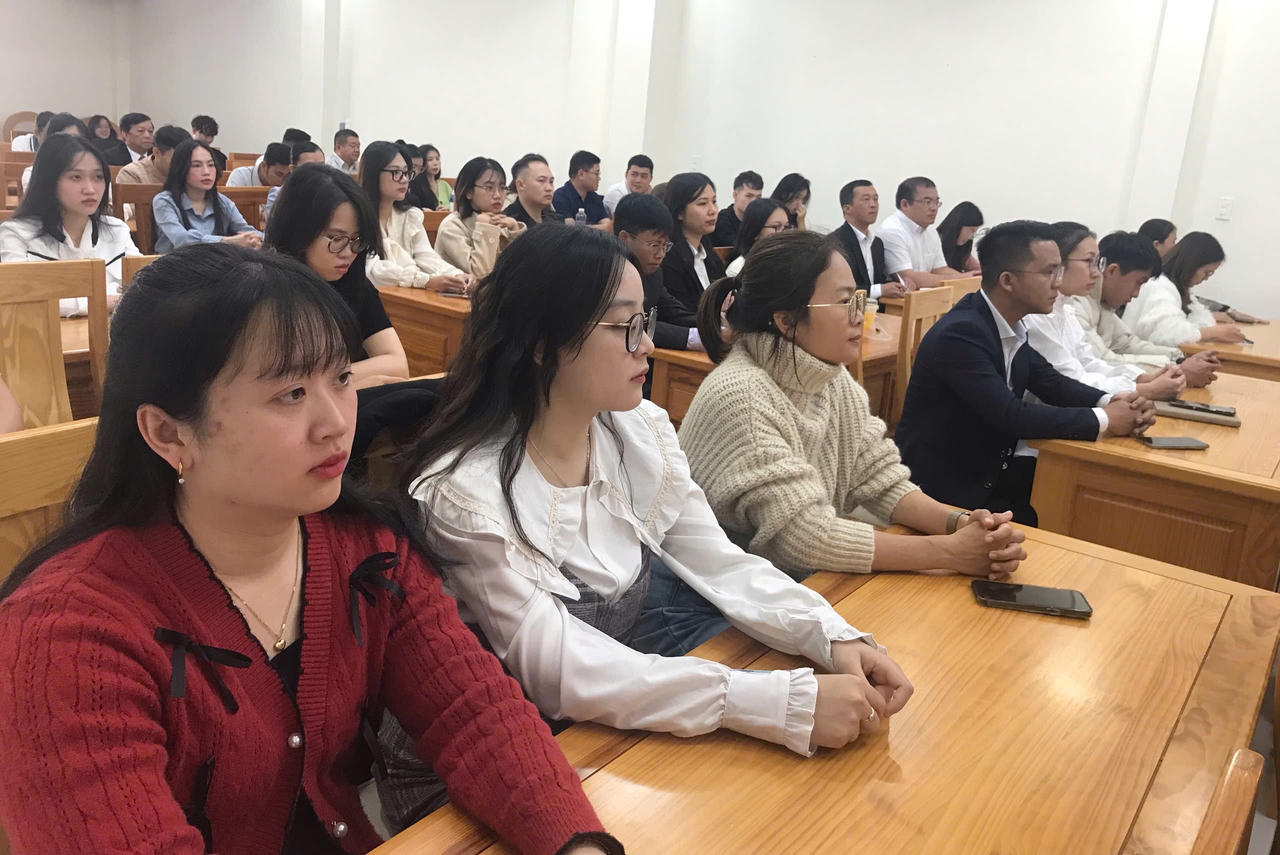 60 học viên tham gia lớp đào tạo Luật sư tại Lâm Đồng