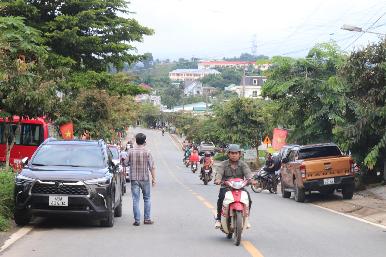 Lâm Đồng phấn đấu về đích Nông thôn mới đúng hẹn