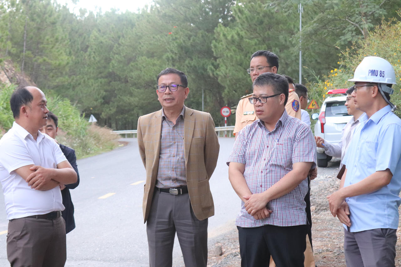 Cấm nhiều tuyến đường quanh hồ Xuân Hương, bố trí 6 bãi xe phục vụ Festival Hoa Đà Lạt