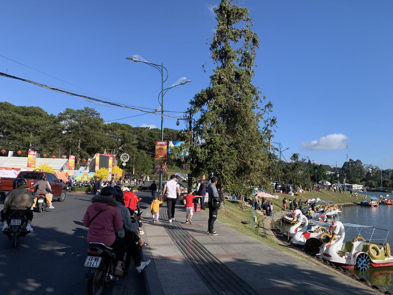 Cấm nhiều tuyến đường quanh hồ Xuân Hương, bố trí 6 bãi xe phục vụ Festival Hoa Đà Lạt