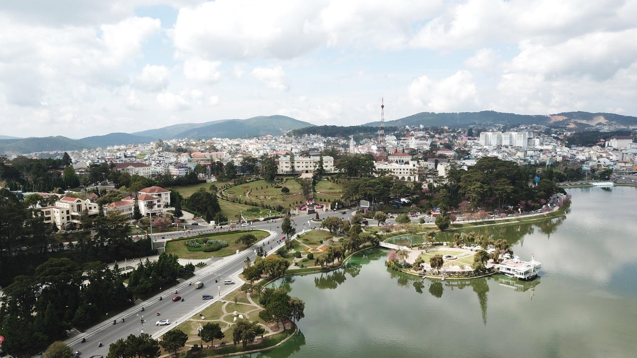 Cấm nhiều tuyến đường quanh hồ Xuân Hương, bố trí 6 bãi xe phục vụ Festival Hoa Đà Lạt