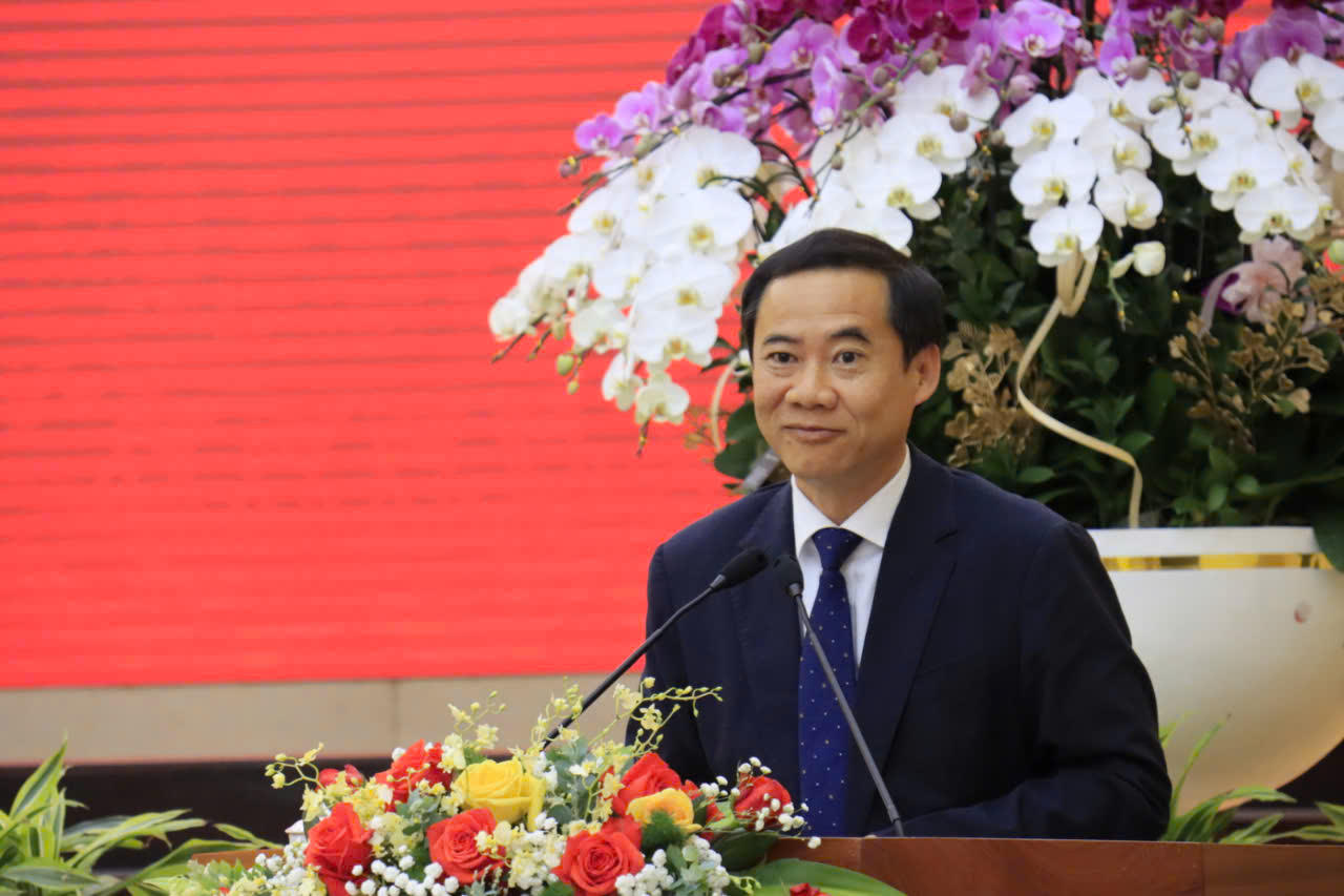 Ông Bùi Thắng và ông Trần Hồng Thái làm Bí thư 2 Đảng bộ mới thuộc Tỉnh ủy Lâm Đồng