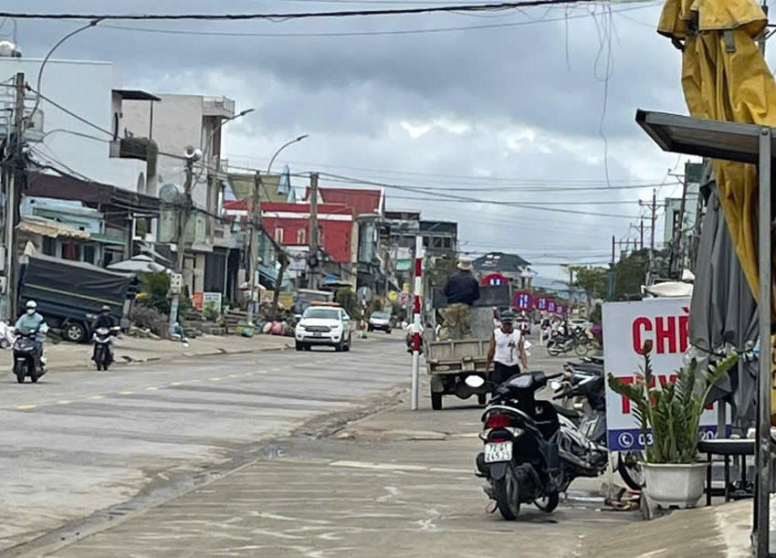 Vì sao tháo bớt loạt biển cấm dày đặc trên QL27 đoạn qua Lâm Đồng?