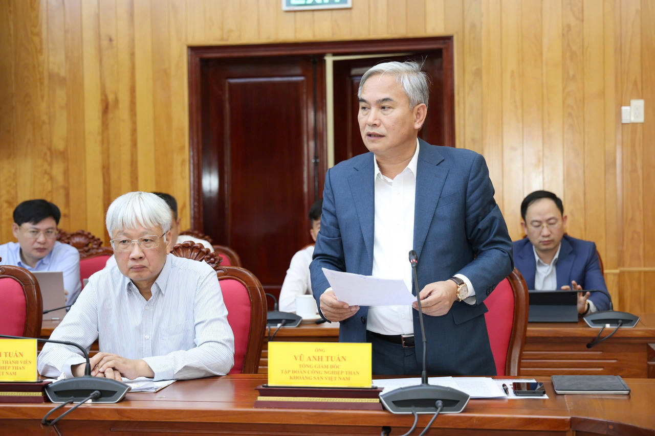 Chủ tịch Lâm Đồng chốt thời gian gỡ khó cho doanh nghiệp