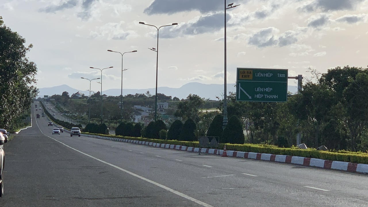 Lâm Đồng: Phê duyệt hồ sơ thiết kế cắm cọc GPMB cao tốc Bảo Lộc - Liên Khương