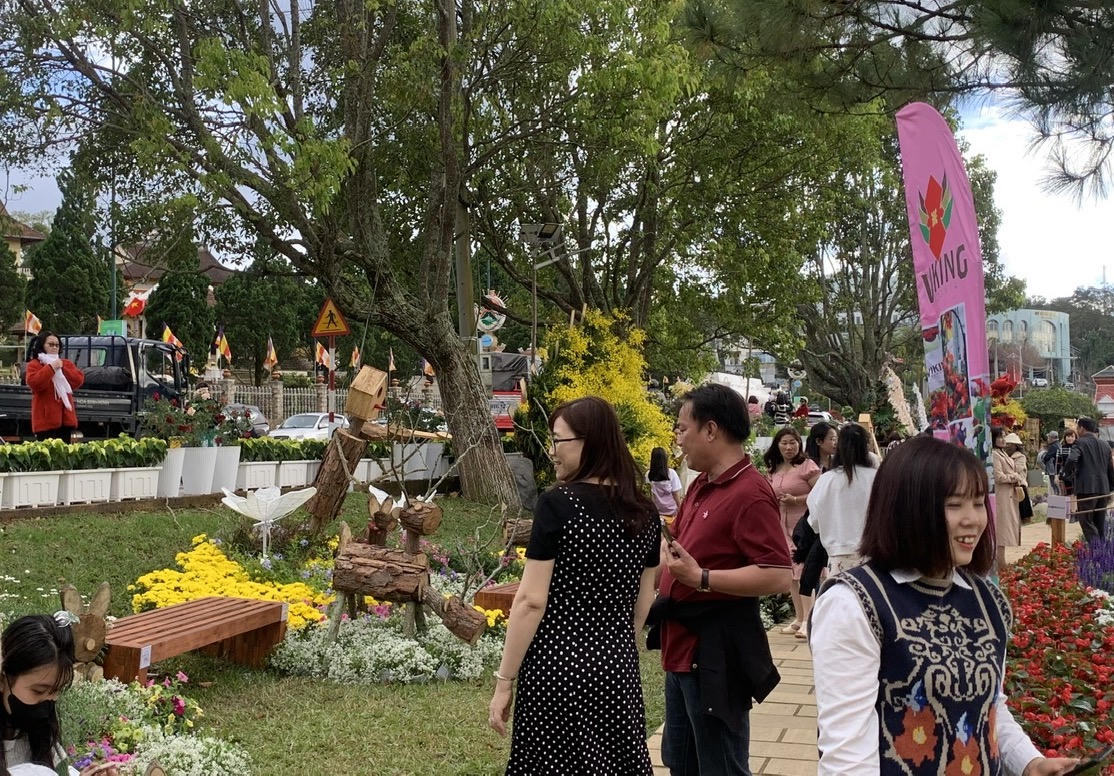 Nghiên cứu rút ngắn thời gian sửa chữa đường băng sân bay quốc tế Liên Khương