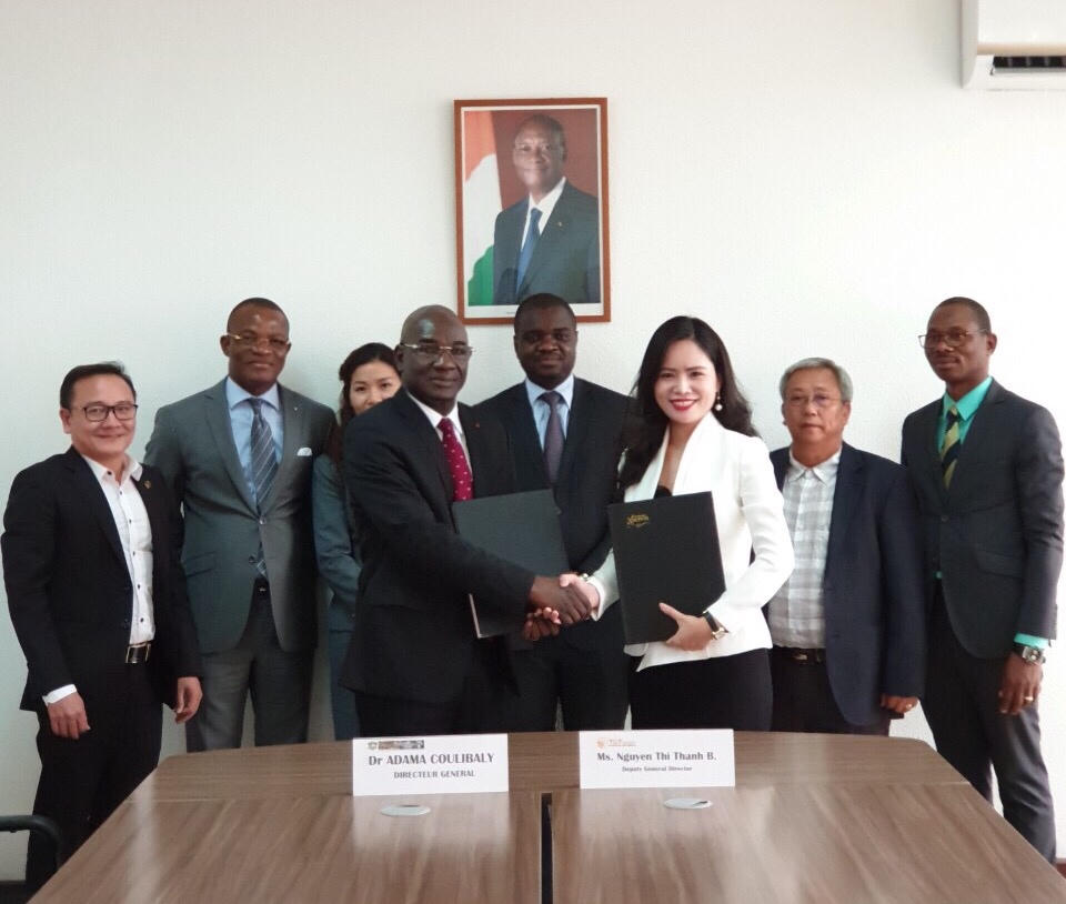 Tập đoàn T&T ký kết biên bản ghi nhớ với Hội đồng Bông và Điều Bờ Biển Ngà