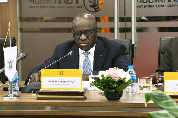 Bộ trưởng Ngoại giao Cộng hòa Bờ Biển Ngà  thăm và làm việc tại T&T Group