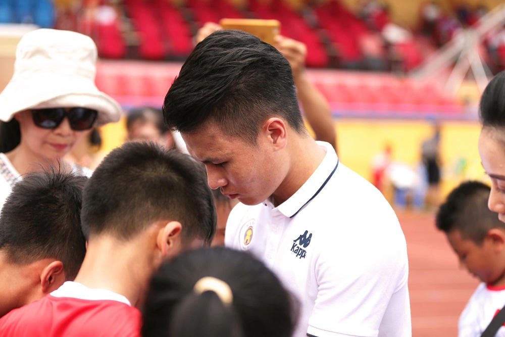 Quang Hải và đồng đội sắp có chương trình truyền cảm hứng cho giới trẻ