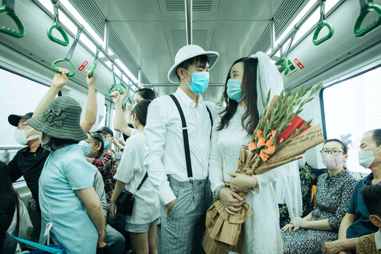 Miễn phí ngắm phố trên cao, metro Cát Linh - Hà Đông đang "hút" khách