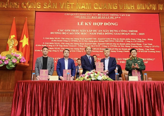 Hai dự án thành phần cao tốc Bắc - Nam phía Đông giai đoạn 2 tìm được nhà thầu thi công