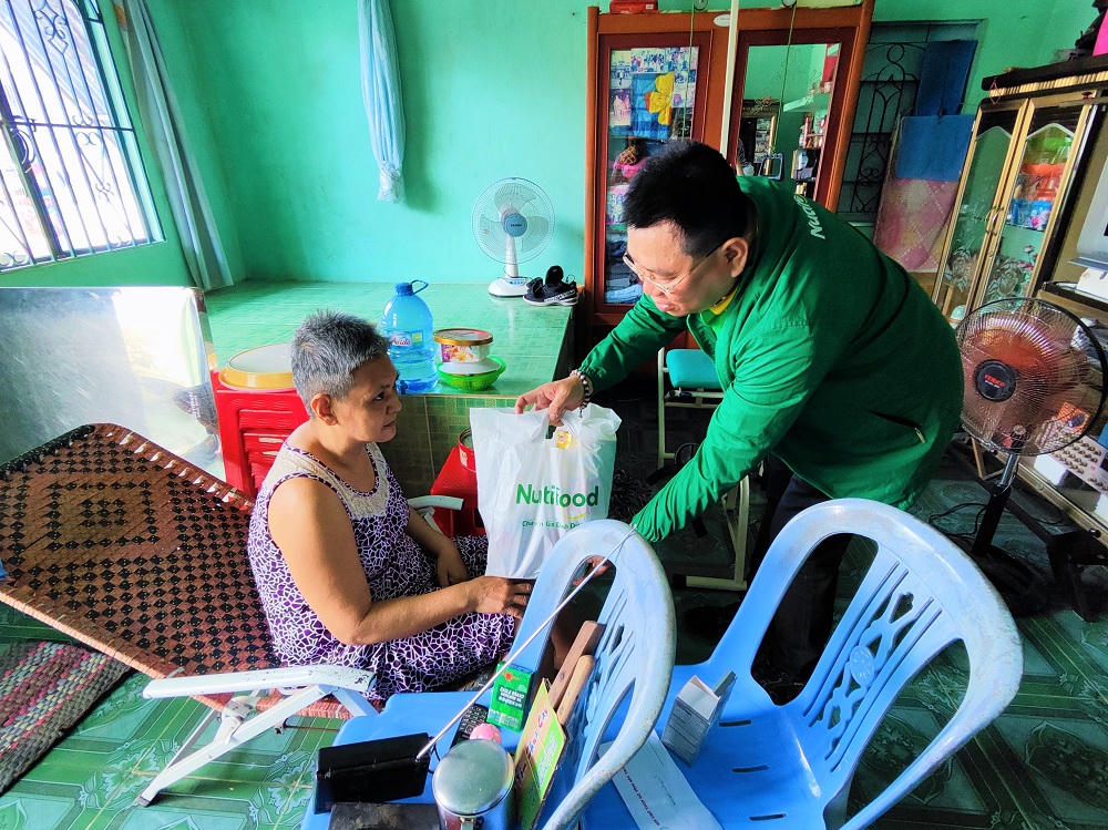 Nutifood trao tặng hàng nghìn suất quà ý nghĩa cho người nghèo tại Sóc Trăng và Hậu Giang