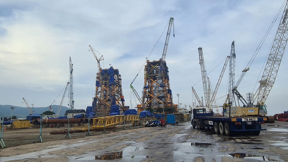 'Làn sóng' chuyển dịch năng lượng trong ngành Dầu khí 