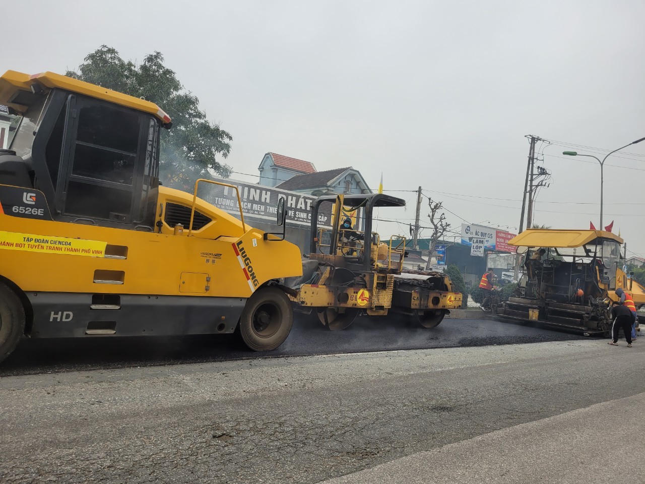 Tập trung thi công dự án Trung tu giai đoạn 2 tuyến tránh Nam Bến Thủy