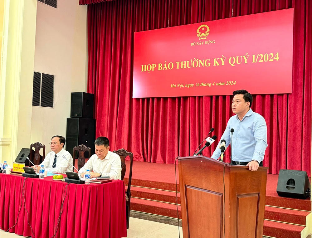 Bộ Xây dựng nỗ lực kiềm chế đà tăng giá chung cư, nhà đất