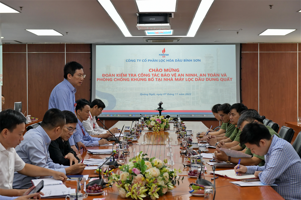 Lực lượng Quân đội, Công an thường xuyên phối hợp đảm bảo an ninh tại Nhà máy lọc dầu Dung Quất