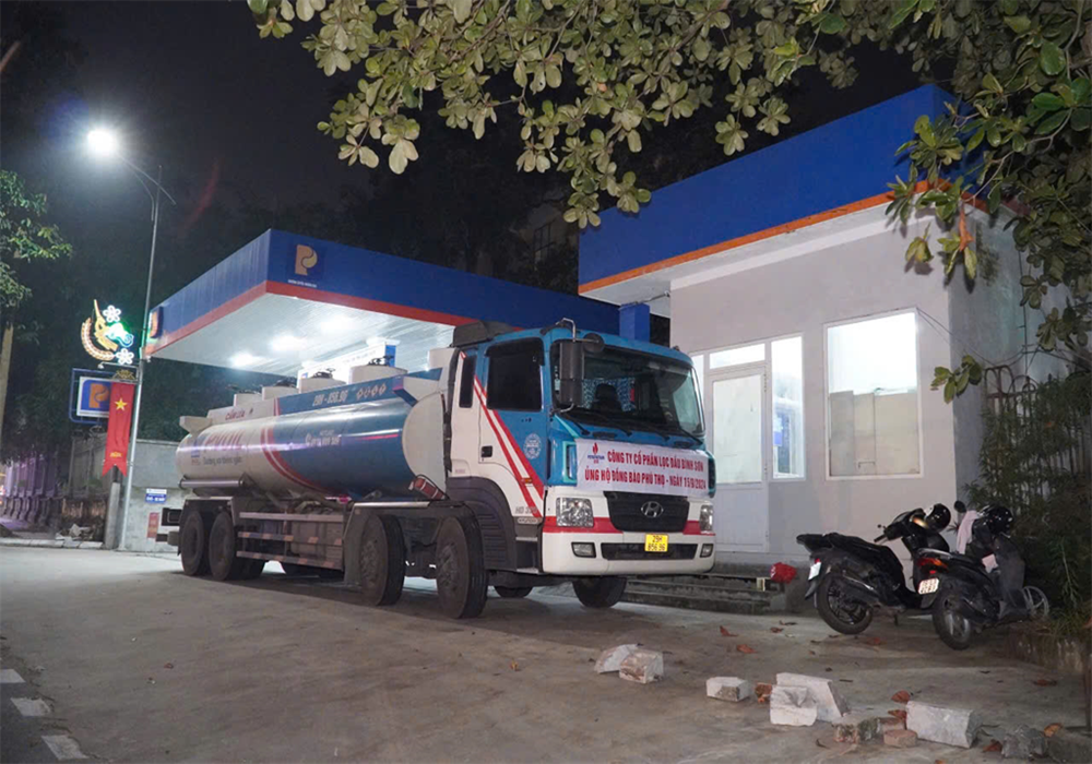 BSR hỗ trợ hơn 93.000 lít xăng dầu cho các tỉnh phía Bắc khắc phục bão số 3