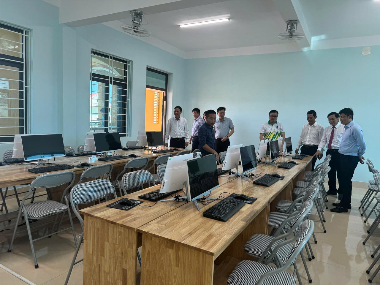 PVFCCo: Khánh thành, bàn giao Nhà lớp học và chức năng Trường THCS Quảng Tiên