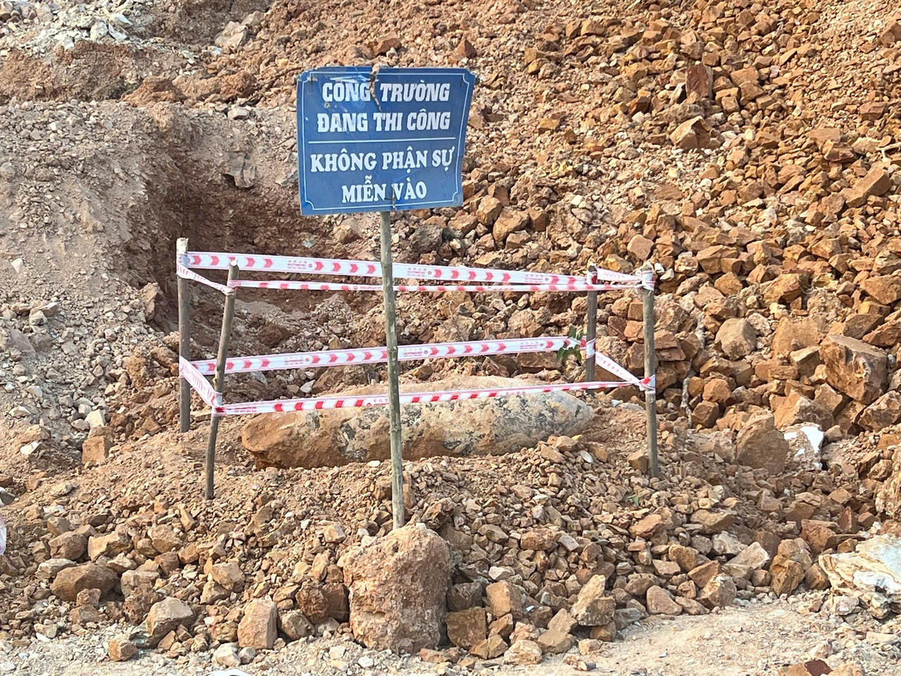 Phát hiện quả bom lớn khi thi công khu đô thị ở Chi Lăng (Lạng Sơn)